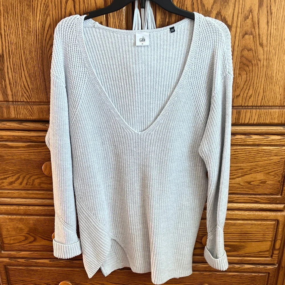 CAbi Soft Gray Knit V-Neck Sweater with cami. - Picture 1 of 4